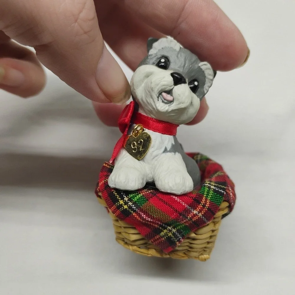 Hallmark Keepsake Ornament Puppy Love 1992 Schnauzer‎ 2nd In Series Basket Dog